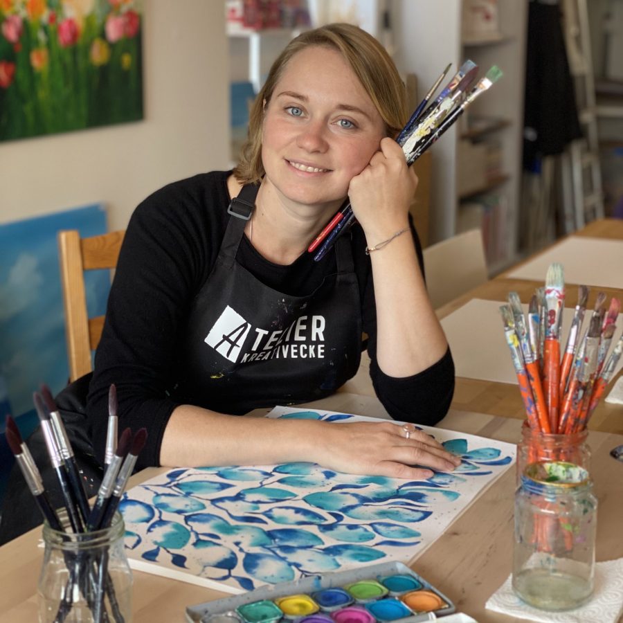kuenstlerin-gluecksburg-flensburg-atelier-kreativecke-galerie-glueck